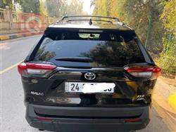 تۆیۆتا ڕاڤ 4